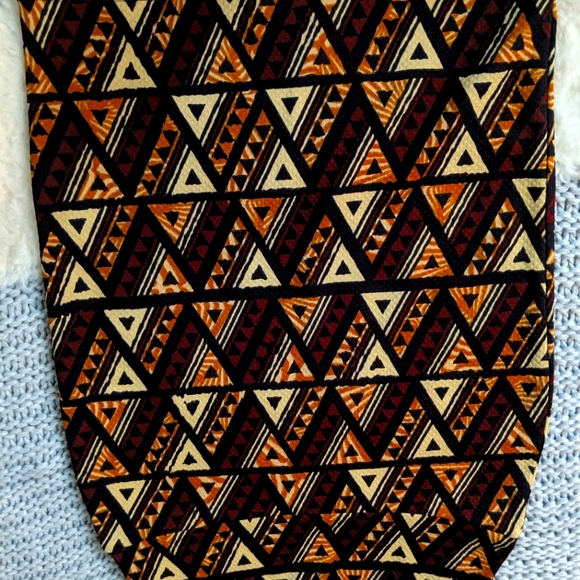 Lularoe Cassie - Picture 1 of 2